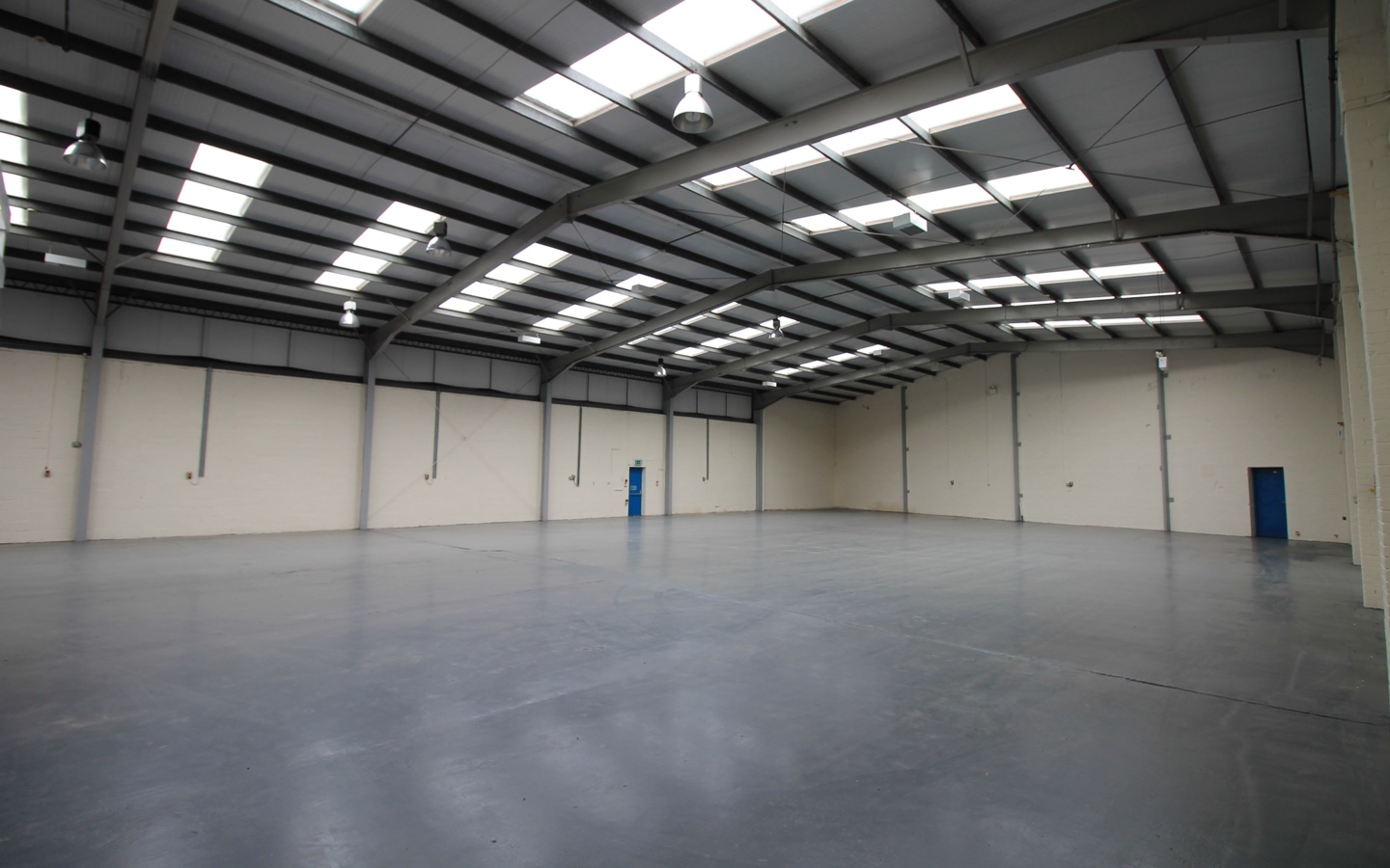 Unit 3 Roundwood Industrial Estate, Warehouse to rent, Osset, Dewsbury, Wakefield