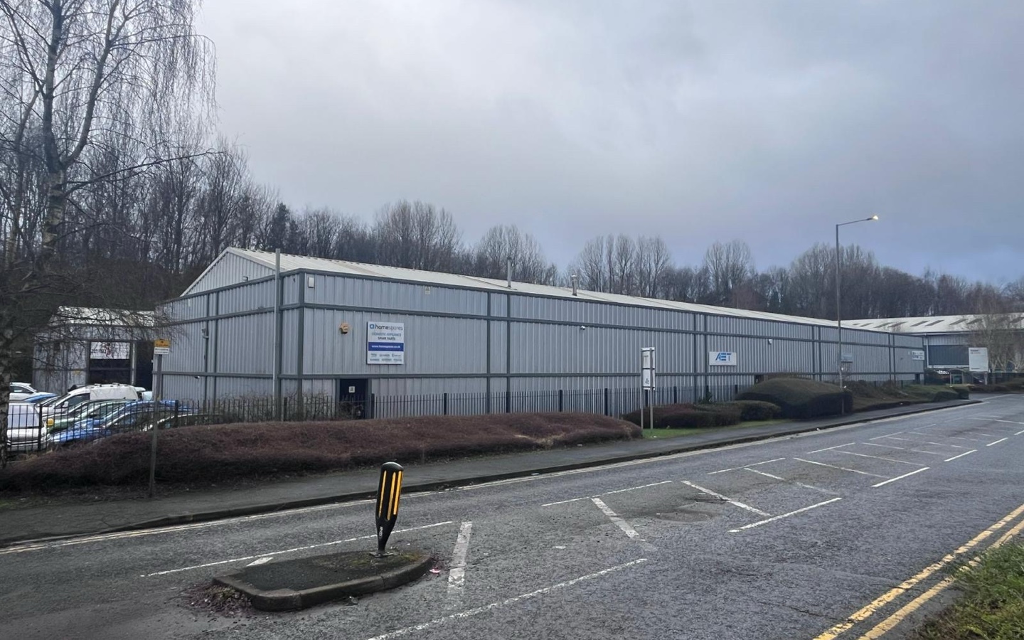 Unit 4 Riverside Industrial Estate, Waters Meeting Road, Bolton, warehouse to rent