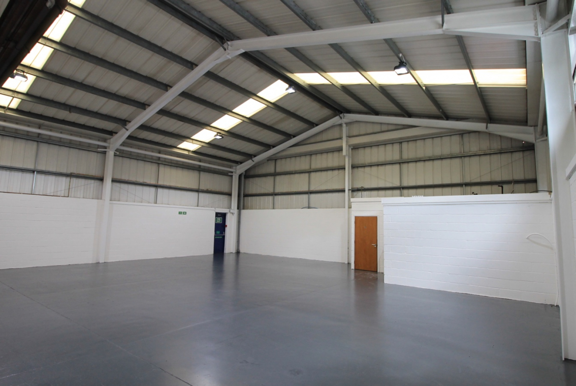 Unit 4 Riverside Industrial Estate, Waters Meeting Road, Bolton, warehouse to rent