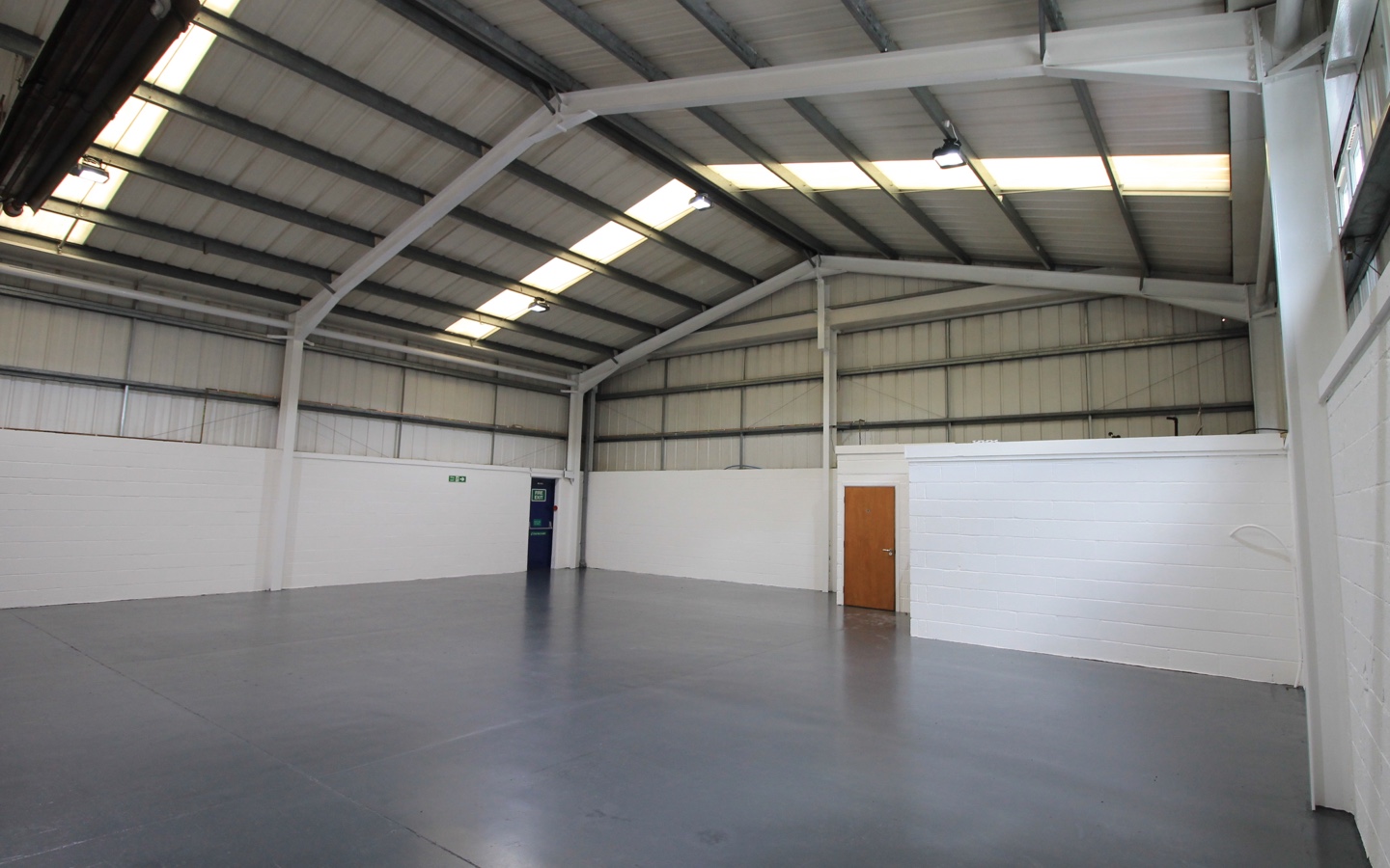 Unit 4 Riverside Industrial Estate, Waters Meeting Road, Bolton, warehouse to rent